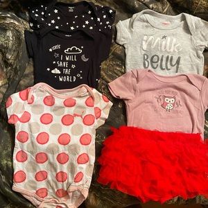 6 items or 6-9M clothes